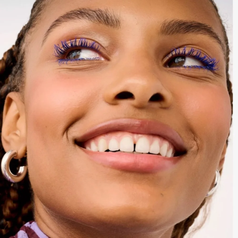 Benefit Bad Gal Bang Brightening Blue Mascara